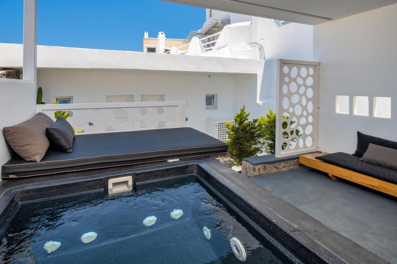 Callia Retreat Suites - Adults Only Fira  Exterior photo
