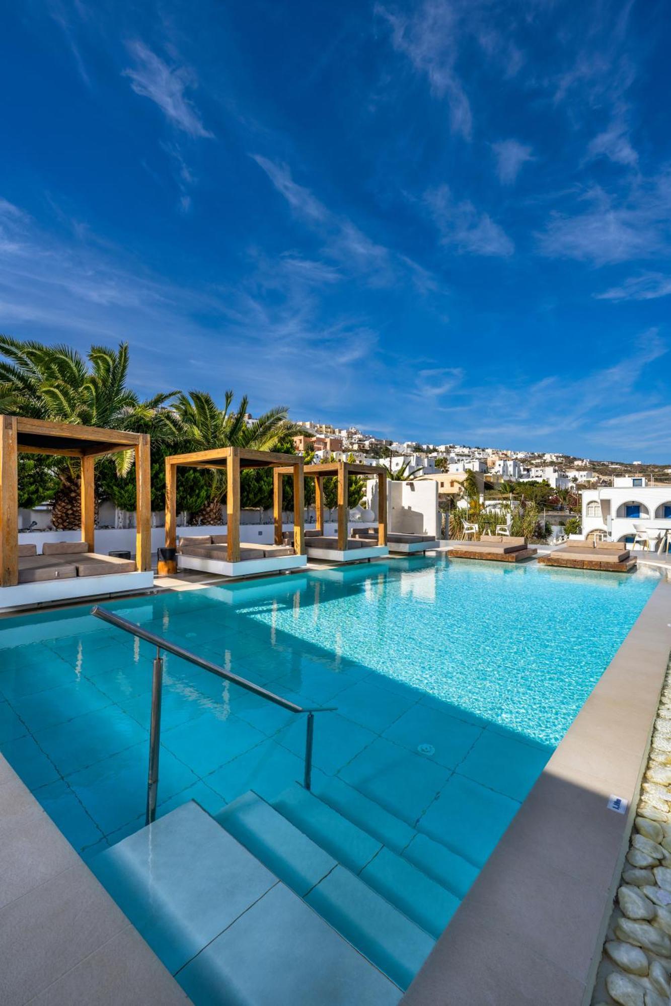 Callia Retreat Suites - Adults Only Fira  Exterior photo