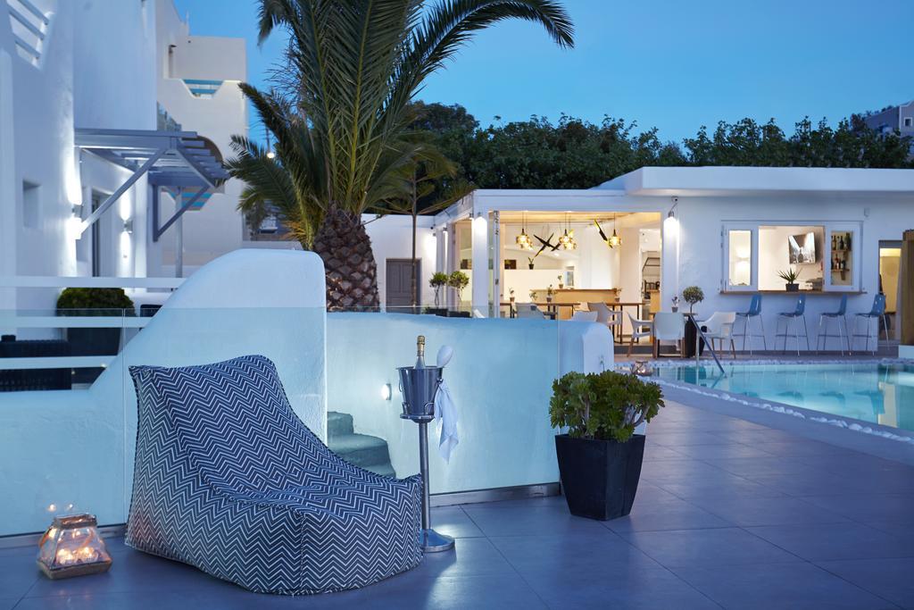 Callia Retreat Suites - Adults Only Fira  Exterior photo
