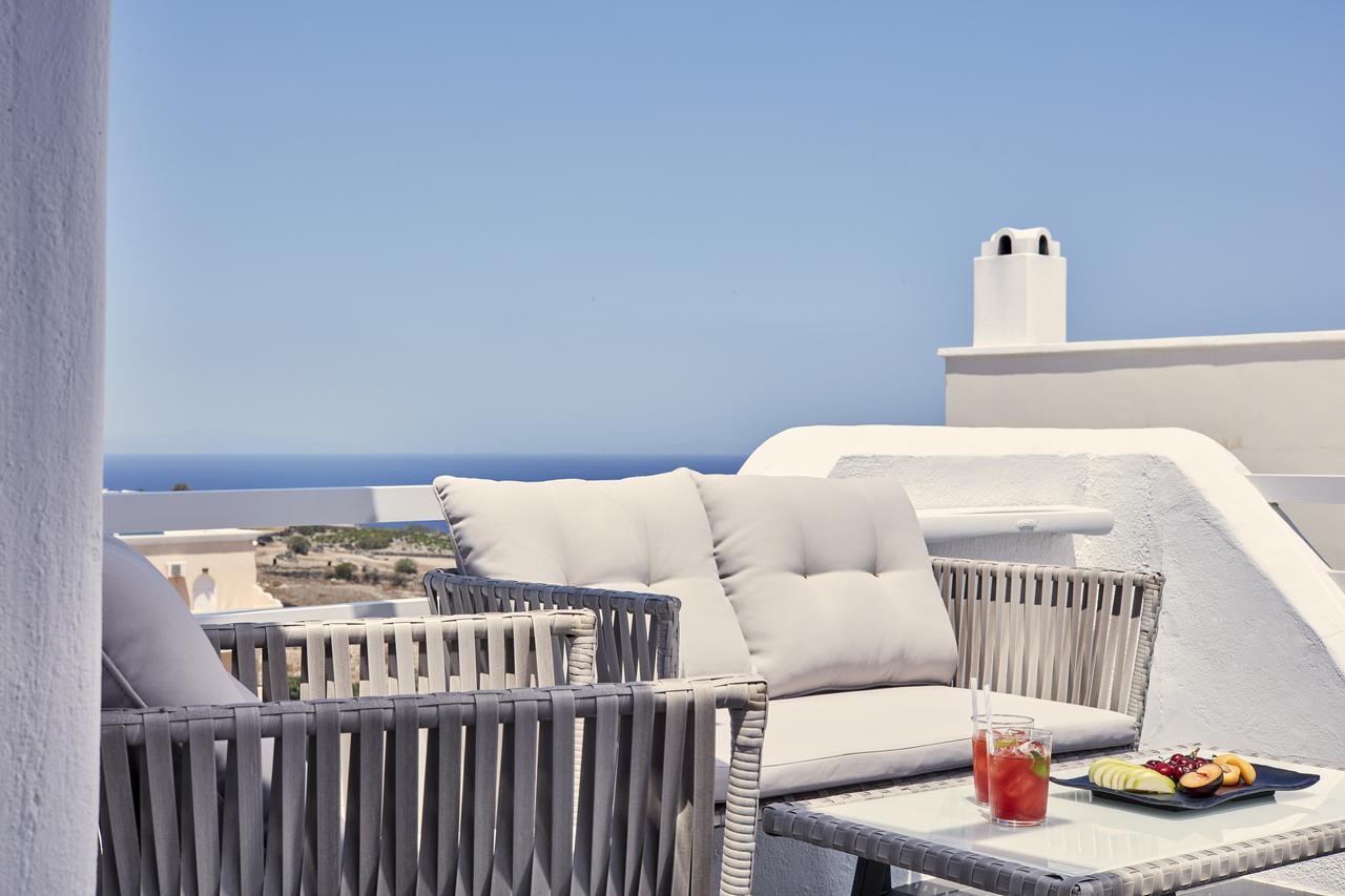 Callia Retreat Suites - Adults Only Fira  Exterior photo