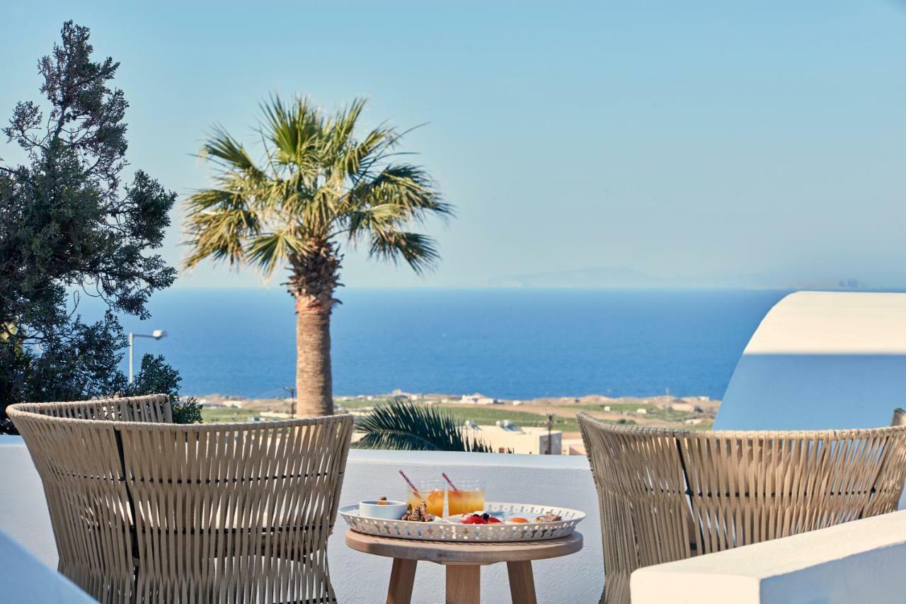 Callia Retreat Suites - Adults Only Fira  Exterior photo
